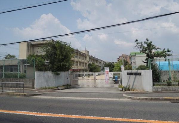 大阪府松原市北新町５丁目 小学校