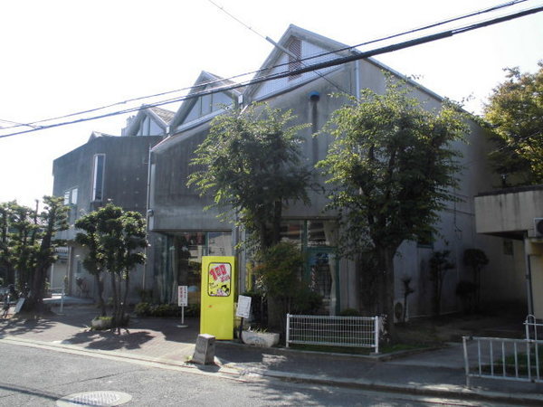 大阪府松原市北新町５丁目 図書館