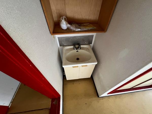京都市山科区西野大鳥井町　中古戸建 内観写真（洗面台・洗面所）