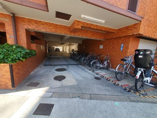ライオンズマンション四天王寺 共用部写真（エントランス）