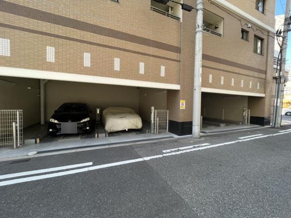 パルメーラ姫里 共用部写真（駐車場）