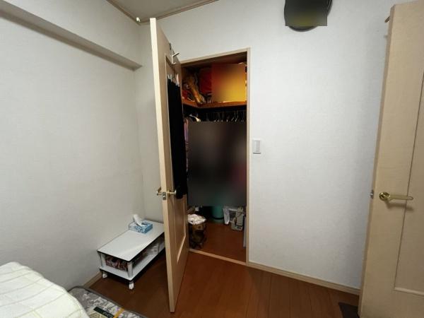 キングマンションシーブリッサ此花ウエストウイング 内観写真（収納）