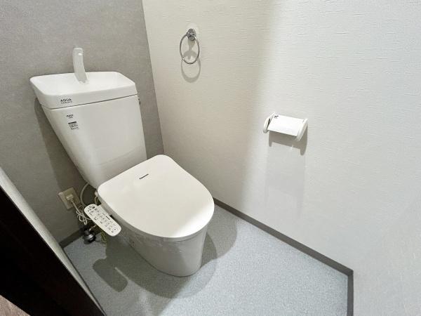 シャルマンフジ堺北 内観写真（トイレ）