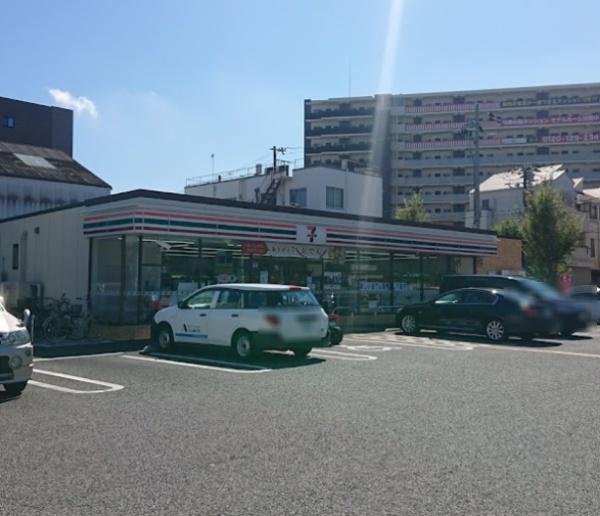 リバーサイドヴィラ姫島A棟 コンビニ