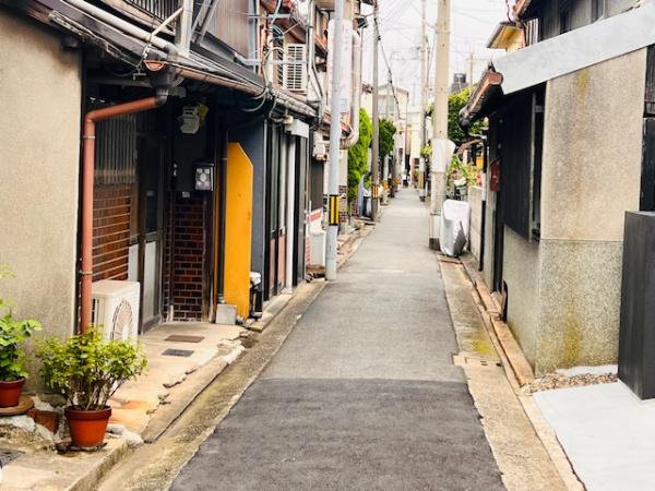 堺市堺区桜之町西3丁　古家付売土地 現地写真（前面道路含む現地写真）