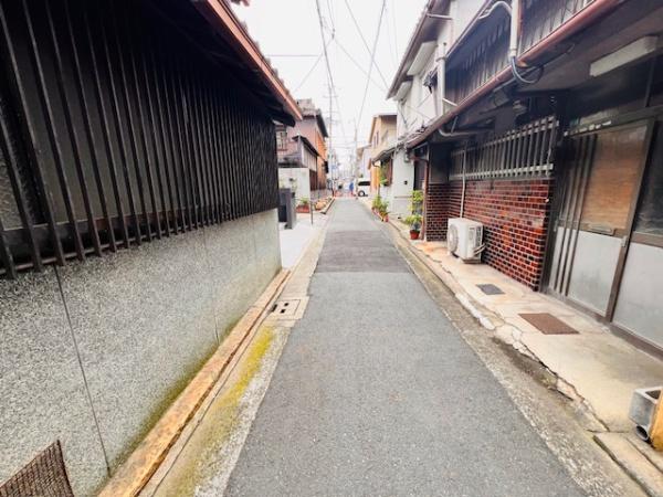 堺市堺区桜之町西3丁　古家付売土地 現地写真（前面道路含む現地写真）