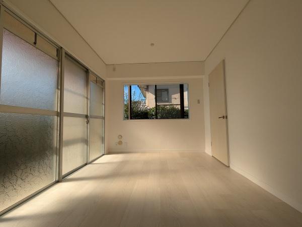 京都市伏見区醍醐勝口町　中古テラスハウス 内観写真（リビング以外の居室）