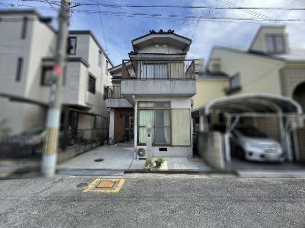 八尾市青山町2丁目　中古戸建 現地写真（前面道路含む現地写真）