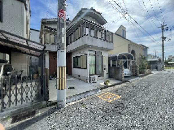 八尾市青山町2丁目　中古戸建 現地写真（前面道路含む現地写真）