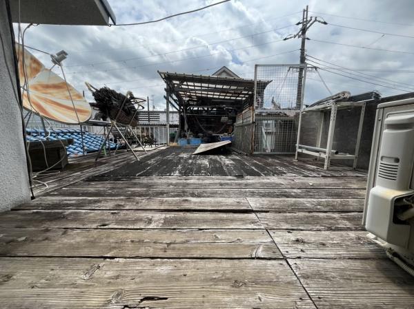 羽曳野市伊賀6丁目　中古戸建 現地写真（バルコニー）