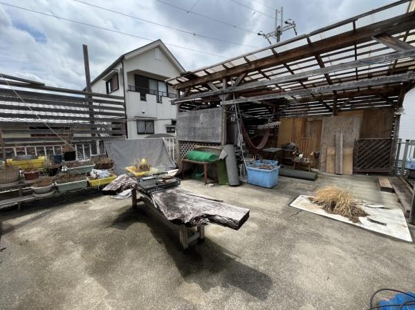 羽曳野市伊賀6丁目　中古戸建 現地写真（バルコニー）