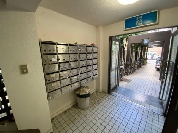 TYCOONサン九　3室バルク売り 共用部写真（エントランス）