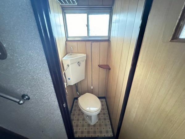 松原市阿保3丁目　中古戸建 内観写真（トイレ）