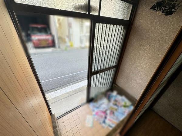 松原市阿保3丁目　中古戸建 現地写真（玄関）