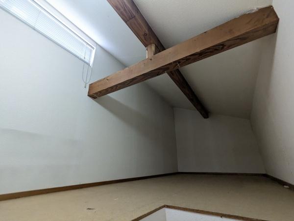 京都市右京区太秦御所ノ内町　中古戸建 内観写真（収納）