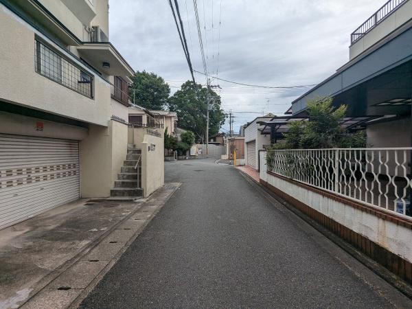 京都市右京区太秦御所ノ内町　中古戸建 現地写真（前面道路含む現地写真）
