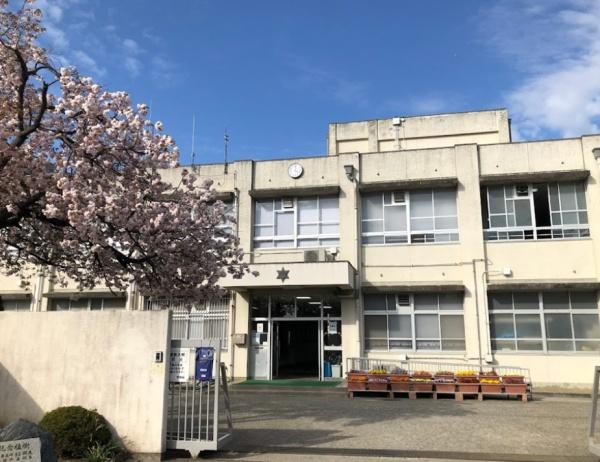堺市東区西野　中古戸建 中学校