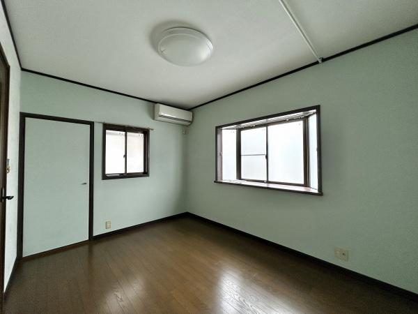 羽曳野市西浦　中古戸建 内観写真（リビング以外の居室）
