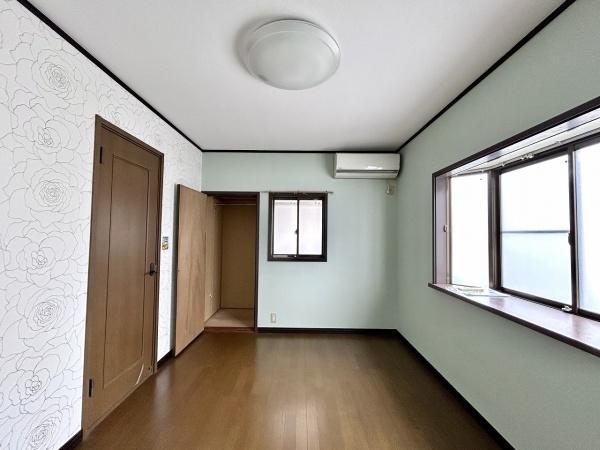 羽曳野市西浦　中古戸建 内観写真（リビング以外の居室）
