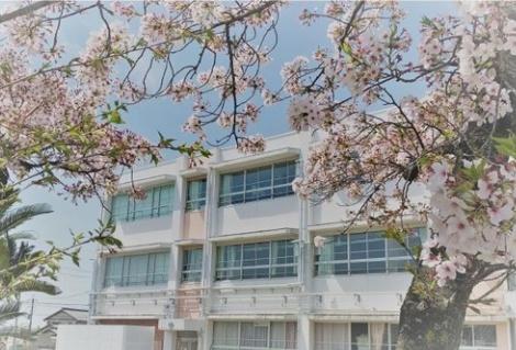 和歌山県岩出市金池字貴能地　中古戸建 小学校