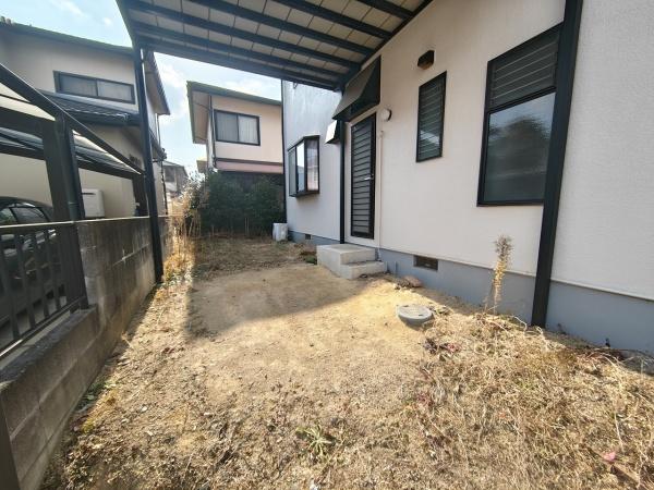岡山県岡山市東区広谷　中古戸建 現地写真（駐車場）