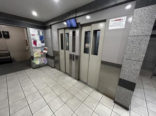 ハイマートすみれ 共用部写真（エントランス）