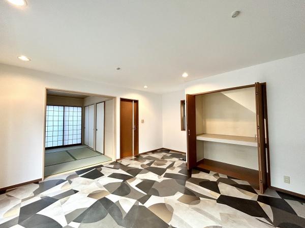 堺市美原区南余部西1丁目　中古戸建 内観写真（リビング）