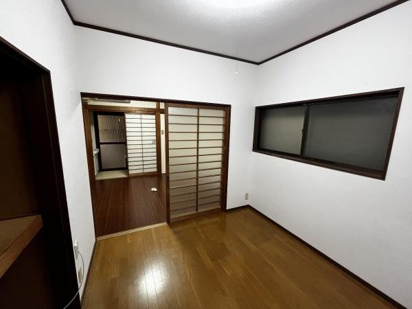 京都市右京区西院西高田町　中古戸建 内観写真（リビング）