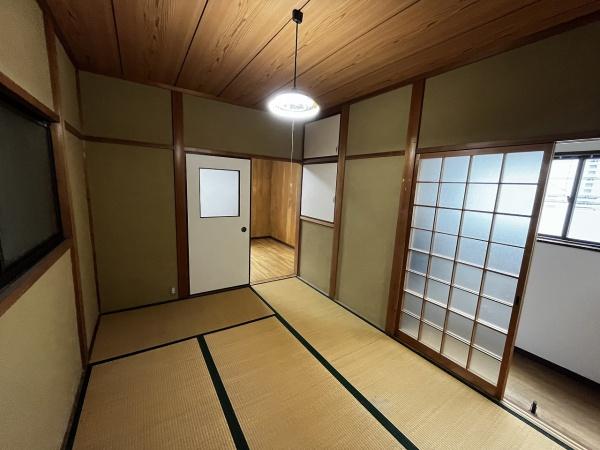 京都市右京区西院西高田町　中古戸建 内観写真（リビング以外の居室）