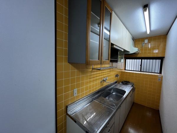 京都市右京区西院西高田町　中古戸建 内観写真（キッチン）