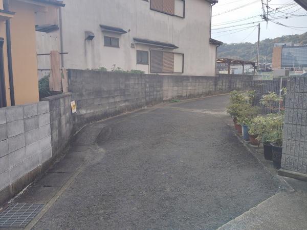 京都市山科区上花山講田町　古家付売土地 現地写真（前面道路含む現地写真）