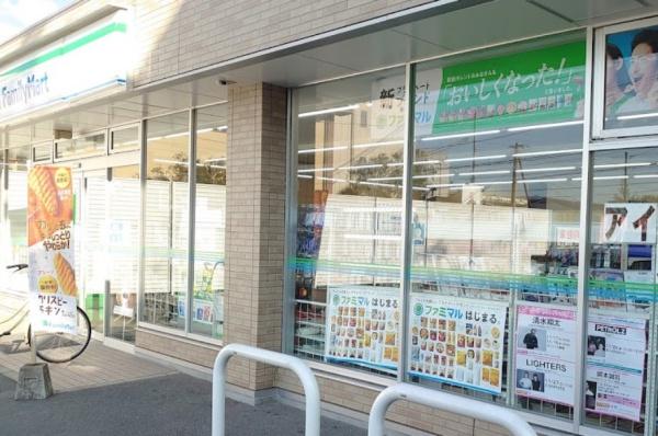 京都市右京区梅津林口町　中古戸建 コンビニ