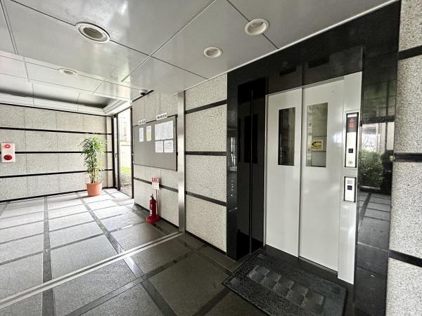 イトーピア泉北深井 共用部写真（エントランス）