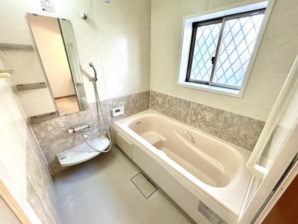 堺市中区深井水池町　中古戸建 内観写真（浴室）