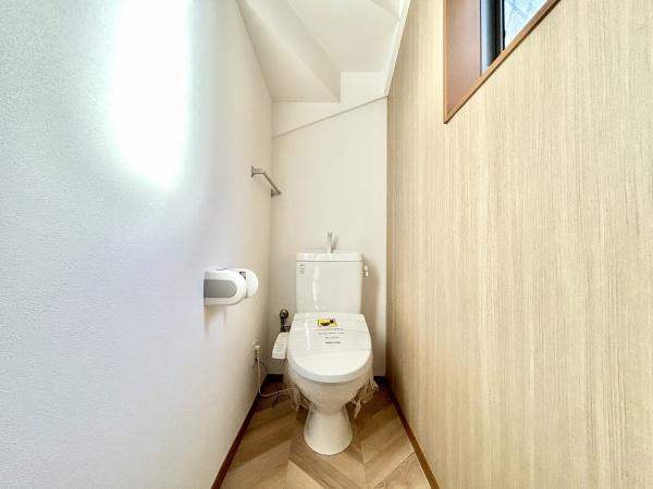 堺市中区深井水池町　中古戸建 内観写真（トイレ）