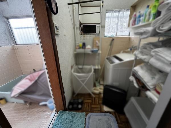 京都市左京区岩倉長谷町　中古戸建 内観写真（洗面台・洗面所）