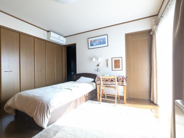 京都市右京区北嵯峨北ノ段町　中古戸建 内観写真（リビング以外の居室）