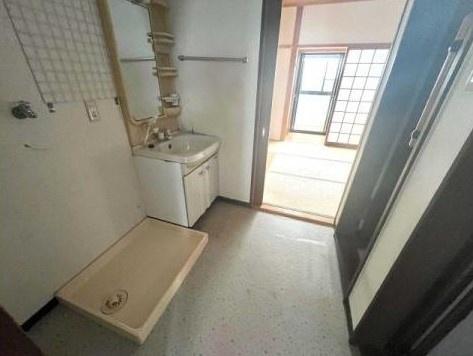 京都市北区鷹峯藤林町　中古戸建 内観写真（洗面台・洗面所）