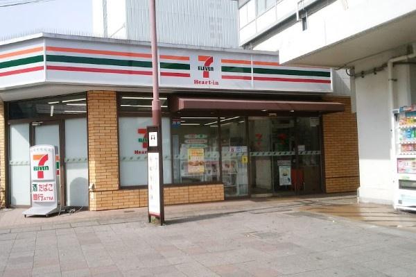 京都市山科区安朱奥ノ田　古家付売土地 コンビニ