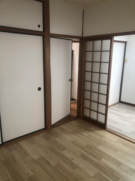 東大阪市上四条町　中古戸建 内観写真（リビング以外の居室）