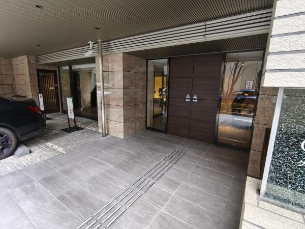 クラッシィハウス御池柳馬場 共用部写真（エントランス）