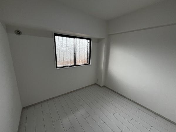 サンマンション丸太町 内観写真（リビング以外の居室）