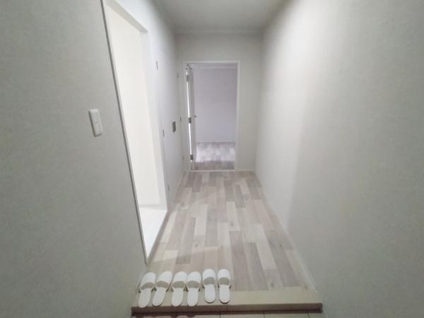 チサンマンション新大阪10番館 現地写真（玄関）
