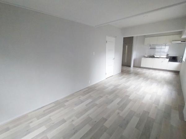 チサンマンション新大阪10番館 内観写真（リビング）