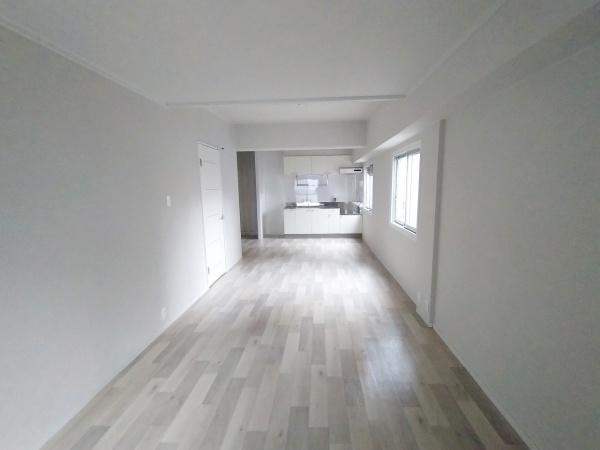 チサンマンション新大阪10番館 内観写真（リビング）