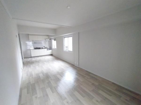 チサンマンション新大阪10番館 内観写真（リビング）