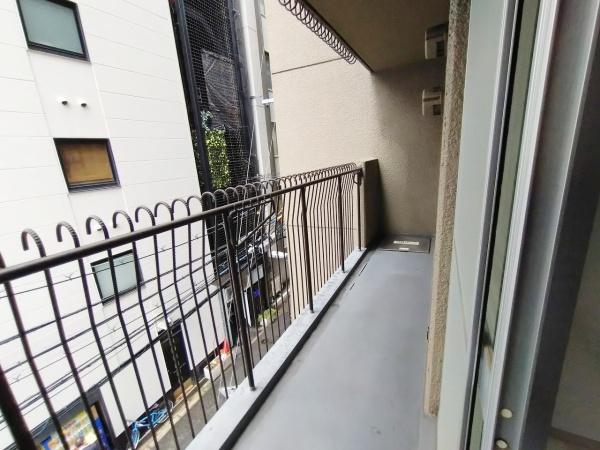 チサンマンション新大阪10番館 現地写真（バルコニー）