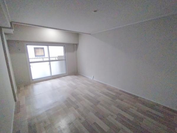 チサンマンション新大阪10番館 内観写真（リビング以外の居室）