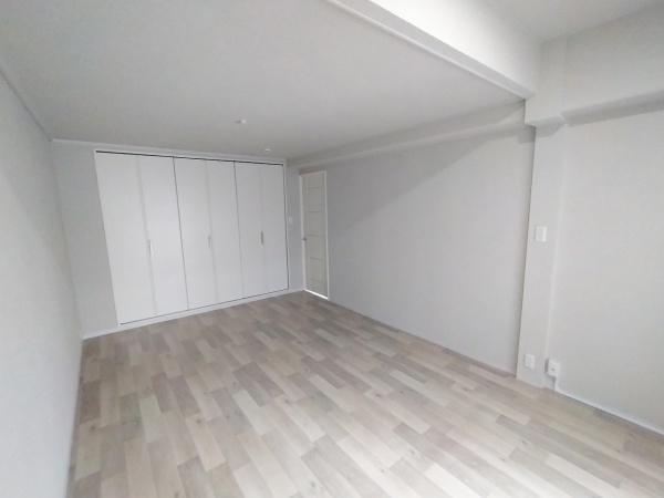 チサンマンション新大阪10番館 内観写真（リビング以外の居室）