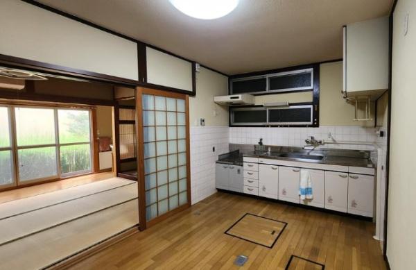 京都市北区紫竹下芝本町　中古戸建 内観写真（キッチン）